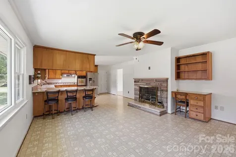 811 E 22nd Street Kannapolis NC 28083