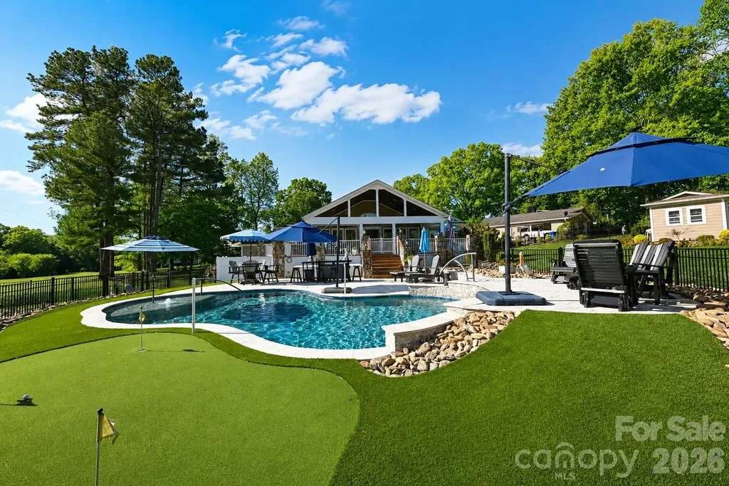 3768 Glenn Oaks Drive Maiden NC 28650