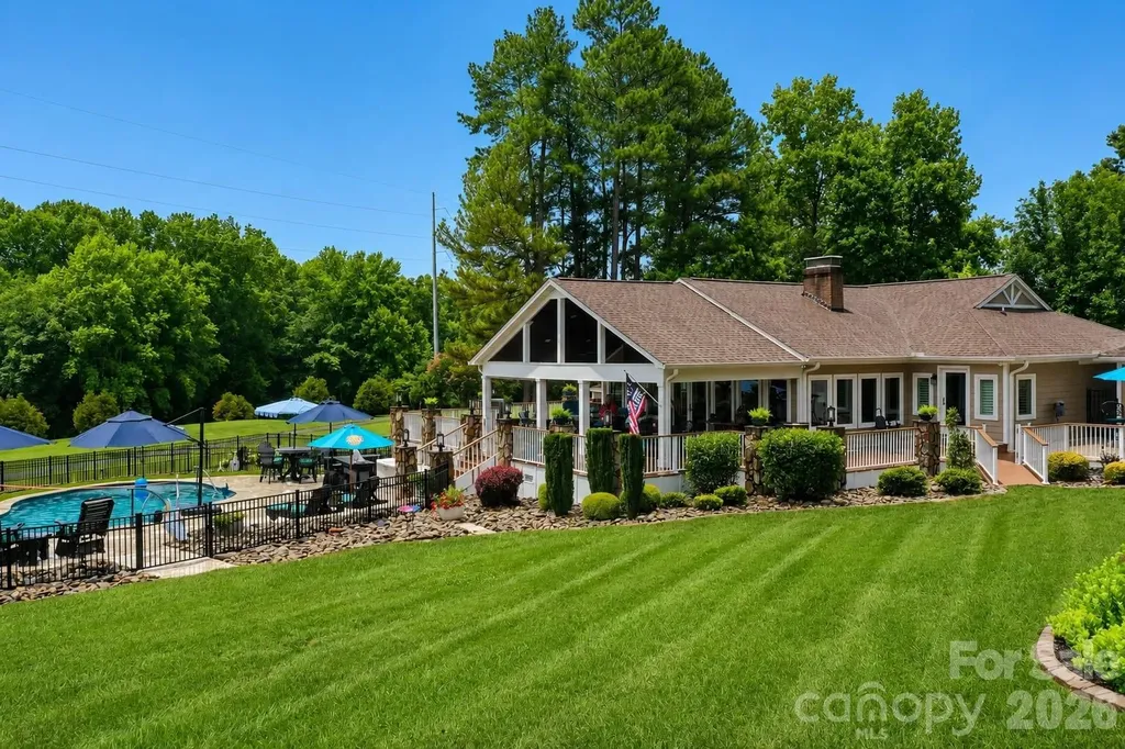 3768 Glenn Oaks Drive Maiden NC 28650