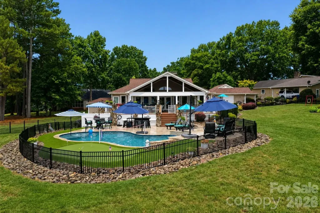 3768 Glenn Oaks Drive Maiden NC 28650