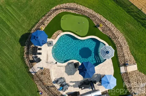 3768 Glenn Oaks Drive Maiden NC 28650