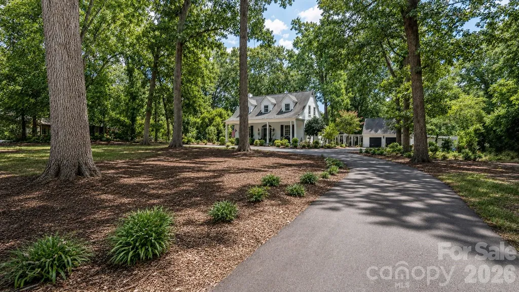 1208 E Franklin Street Monroe NC 28112