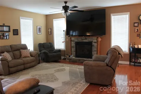 1185 Morningstar Lake Road Forest City NC 28043