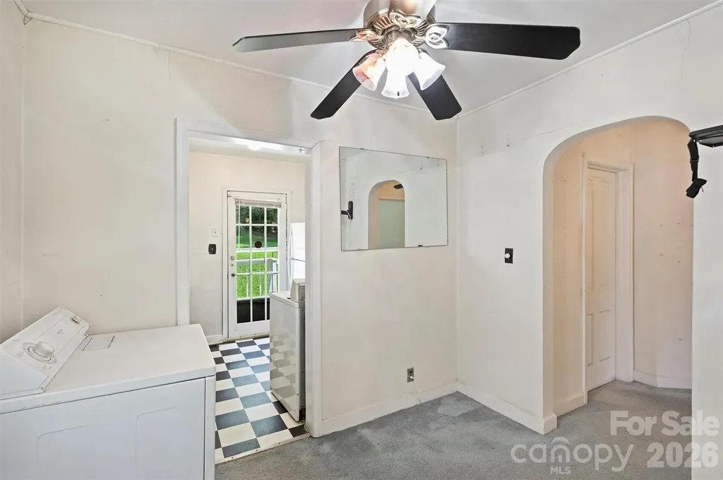 1211 Woodland Drive Charlotte NC 28205