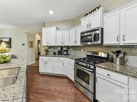 4415 Parkgate Drive Matthews NC 28105