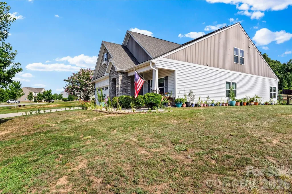108 Sprucewood Court Advance NC 27006
