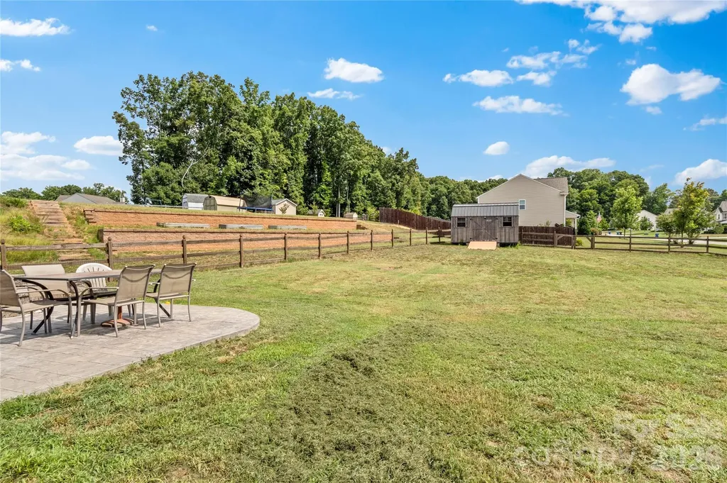 108 Sprucewood Court Advance NC 27006