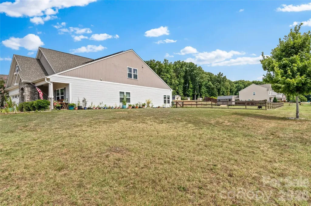 108 Sprucewood Court Advance NC 27006