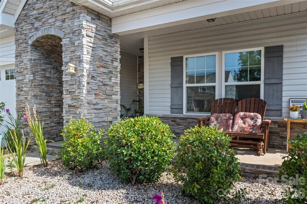 108 Sprucewood Court Advance NC 27006