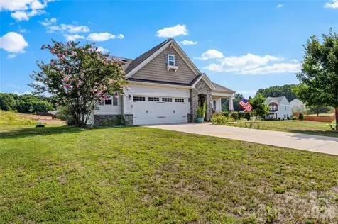 108 Sprucewood Court Advance NC 27006