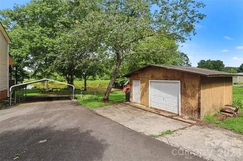 294 Riverview Boulevard Lexington NC 27292