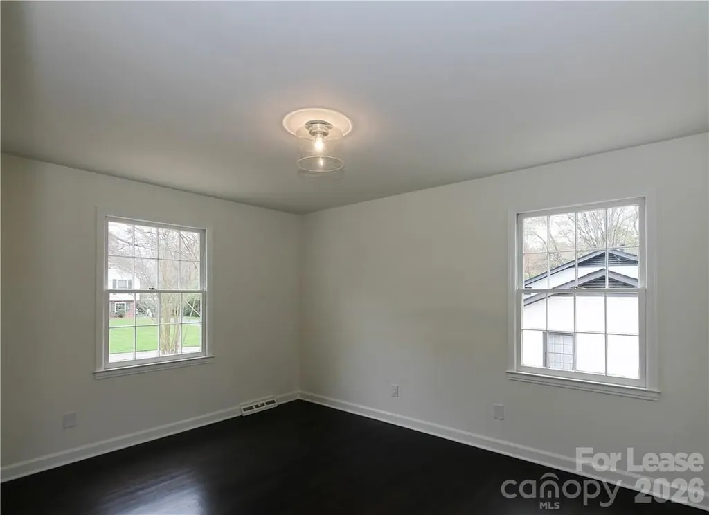 4808 Walden Court Charlotte NC 28210