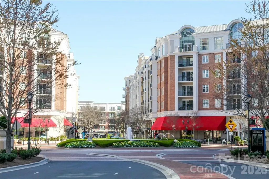 4808 Walden Court Charlotte NC 28210