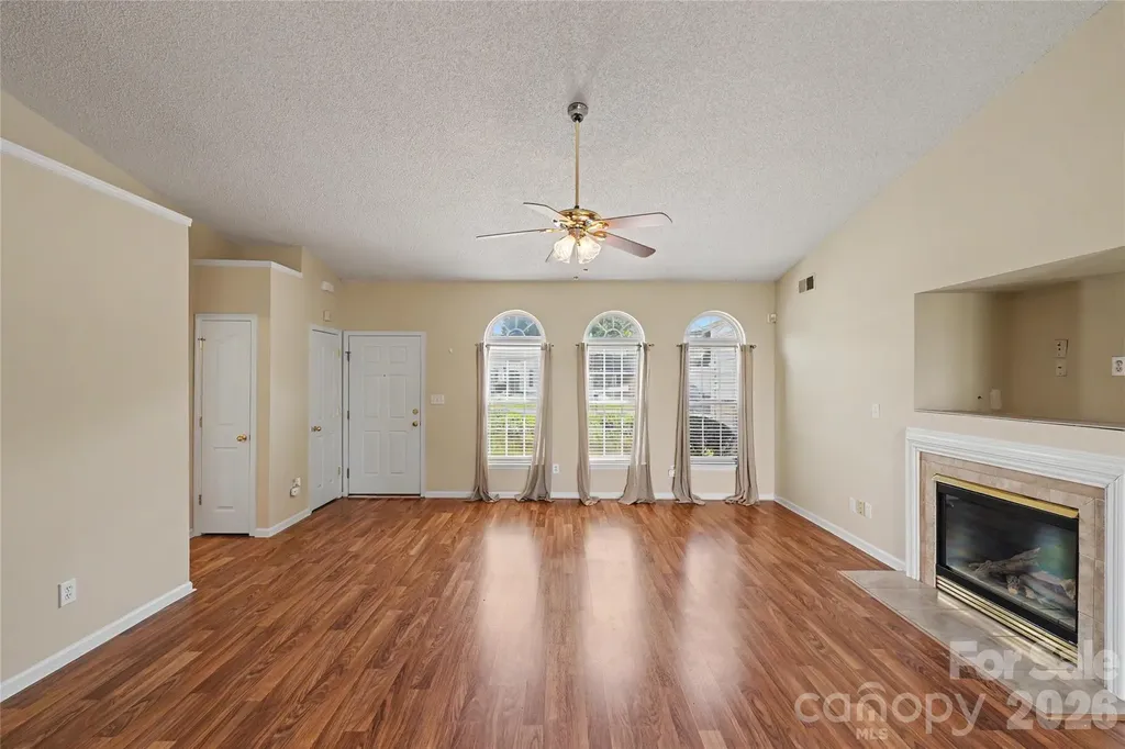 10439 Green Hedge Avenue Charlotte NC 28269