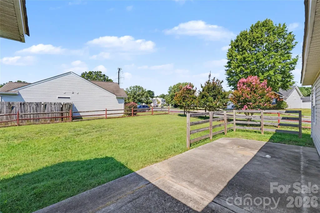 10439 Green Hedge Avenue Charlotte NC 28269