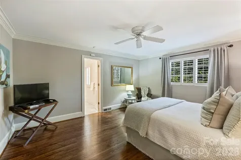 246 S Canterbury Road Charlotte NC 28211