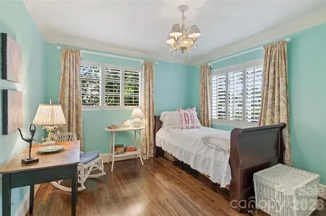246 S Canterbury Road Charlotte NC 28211