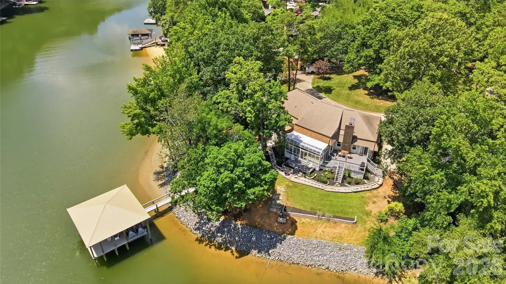 1031 Woodlake Lane Tega Cay SC 29708