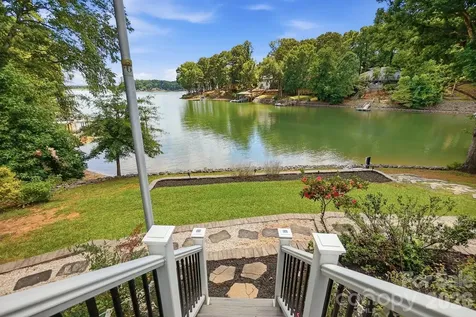 1031 Woodlake Lane Tega Cay SC 29708
