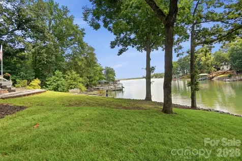 1031 Woodlake Lane Tega Cay SC 29708