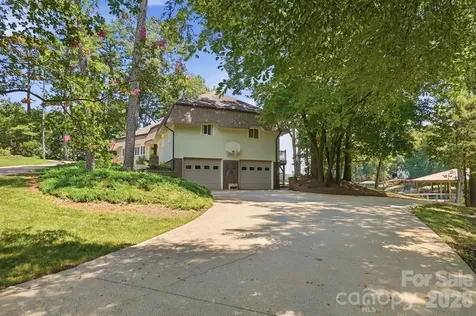 1031 Woodlake Lane Tega Cay SC 29708