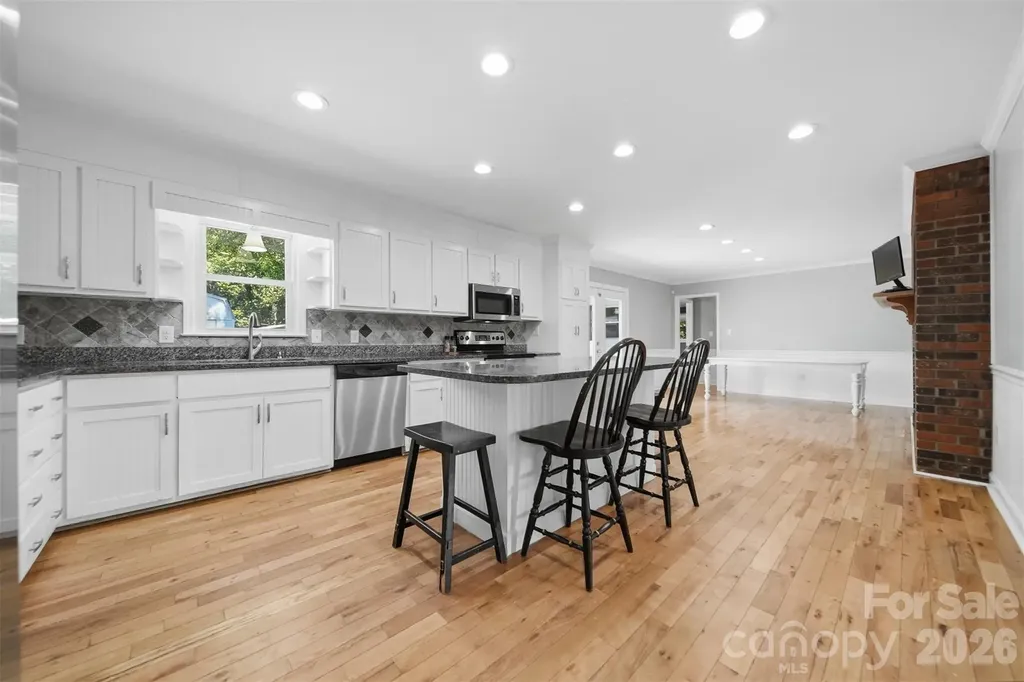 4421 Calico Road Lenoir NC 28645