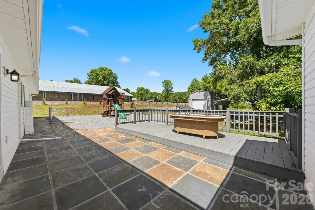4421 Calico Road Lenoir NC 28645