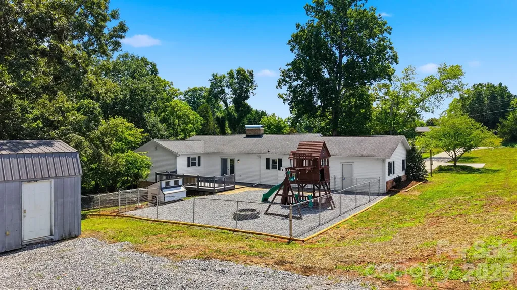 4421 Calico Road Lenoir NC 28645