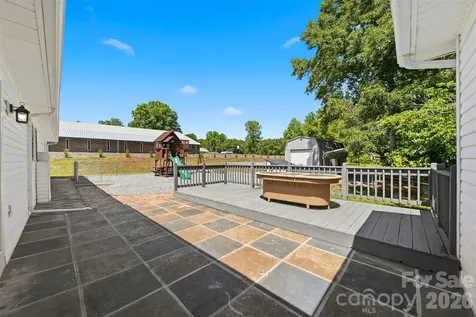 4421 Calico Road Lenoir NC 28645