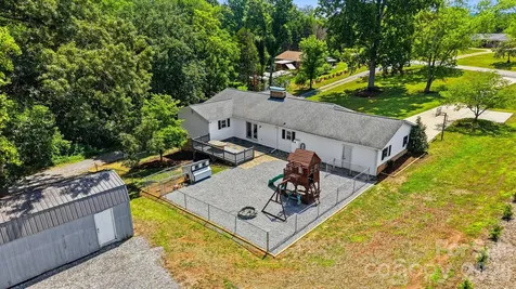 4421 Calico Road Lenoir NC 28645
