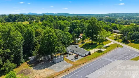 4421 Calico Road Lenoir NC 28645