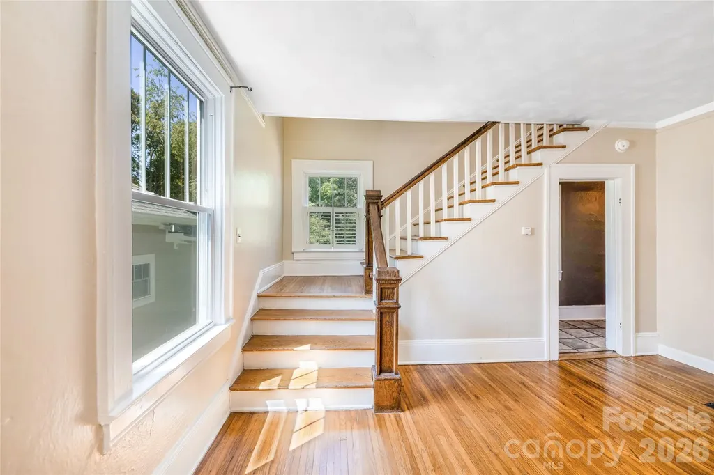 109 Forest Hill Drive Asheville NC 28803