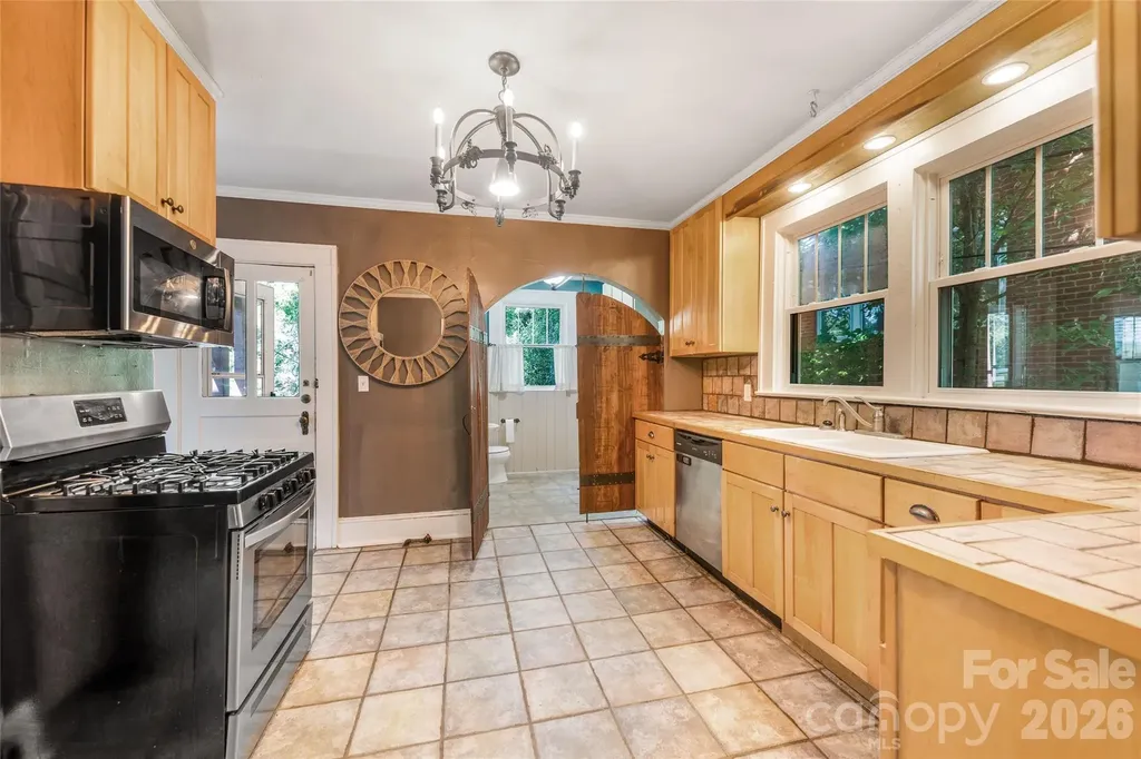 109 Forest Hill Drive Asheville NC 28803