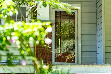 109 Forest Hill Drive Asheville NC 28803