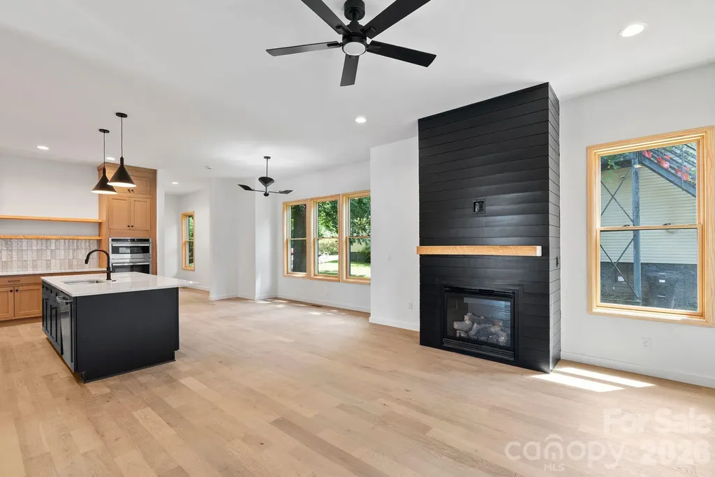 31 Grindstaff Drive Asheville NC 28803