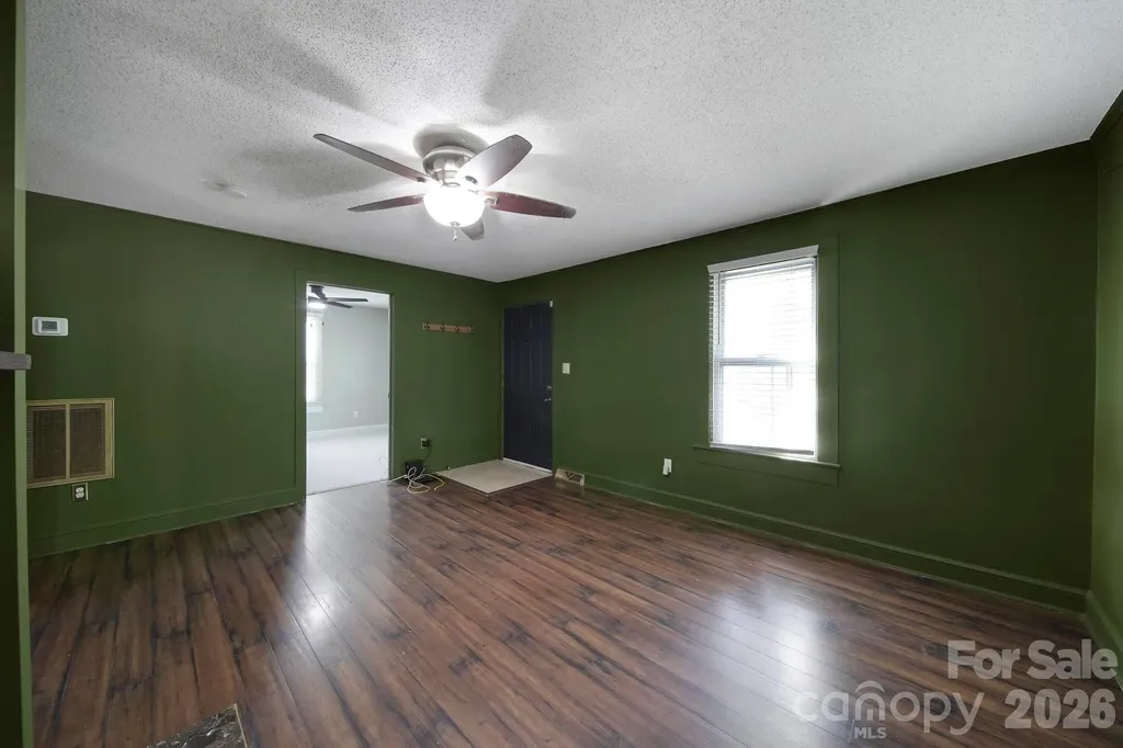 403 S Church Street Gastonia NC 28054