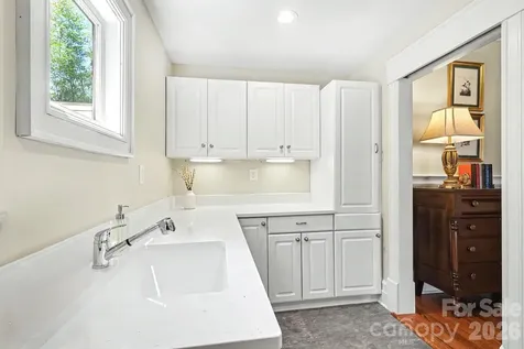 314 E Kingston Avenue E Charlotte NC 28203