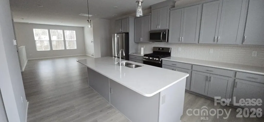 2324 Donnelly Hills Lane Charlotte NC 28262