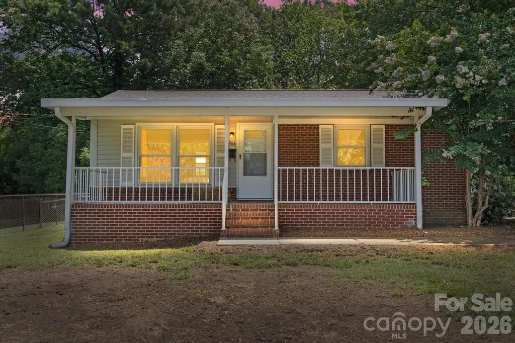 208 Tomberlin Road Mount Holly NC 28120