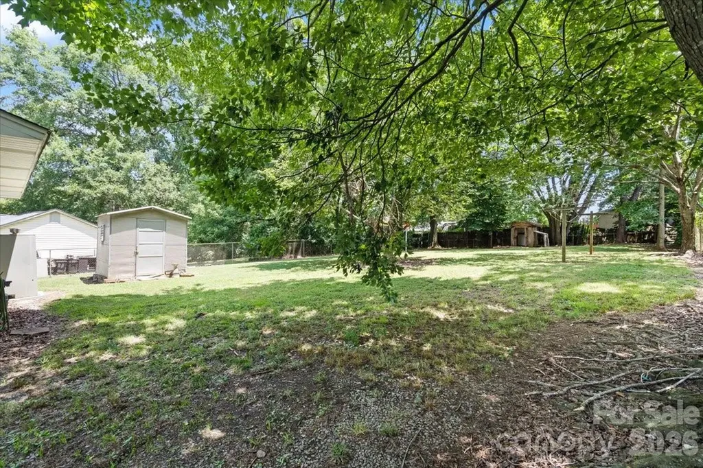 208 Tomberlin Road Mount Holly NC 28120