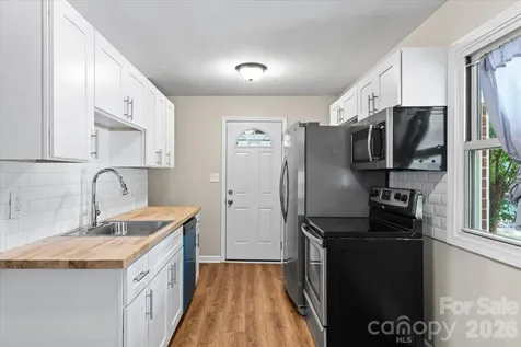 208 Tomberlin Road Mount Holly NC 28120