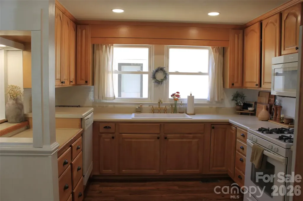 206 Bentwood Drive Forest City NC 28043