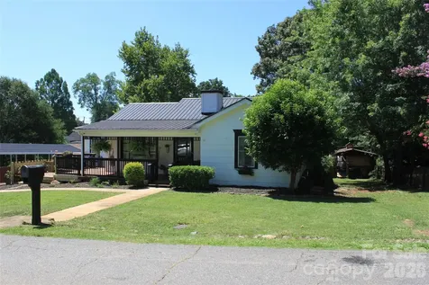 206 Bentwood Drive Forest City NC 28043