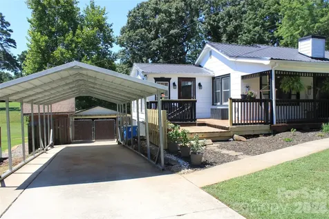 206 Bentwood Drive Forest City NC 28043