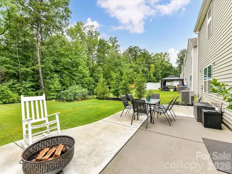 724 Larmore Avenue Charlotte NC 28216