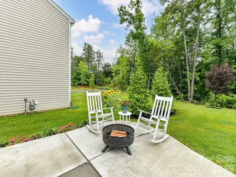 724 Larmore Avenue Charlotte NC 28216