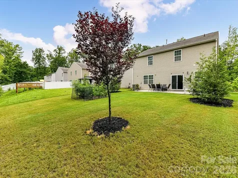 724 Larmore Avenue Charlotte NC 28216