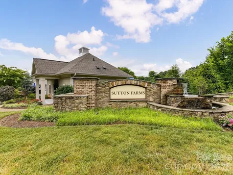 724 Larmore Avenue Charlotte NC 28216