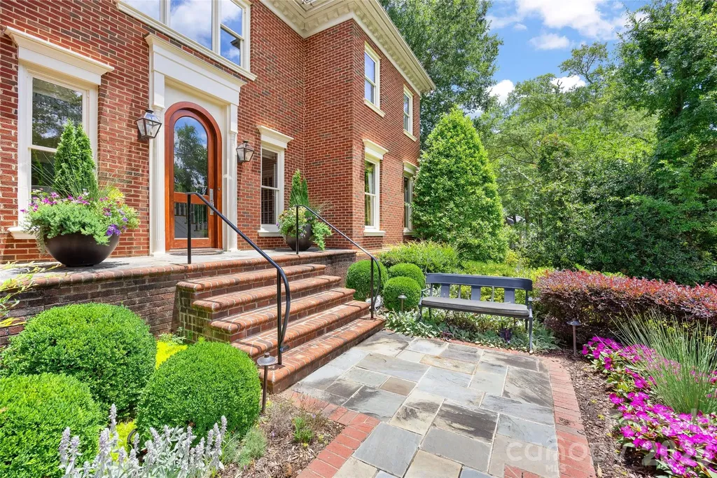 5411 Mirabell Road Charlotte NC 28226