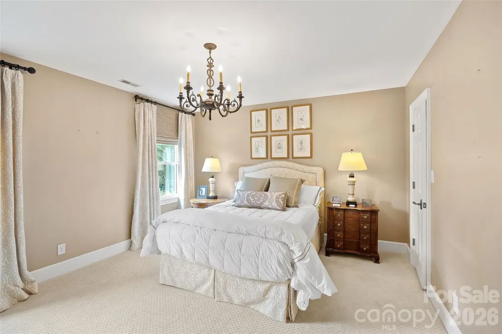 5411 Mirabell Road Charlotte NC 28226